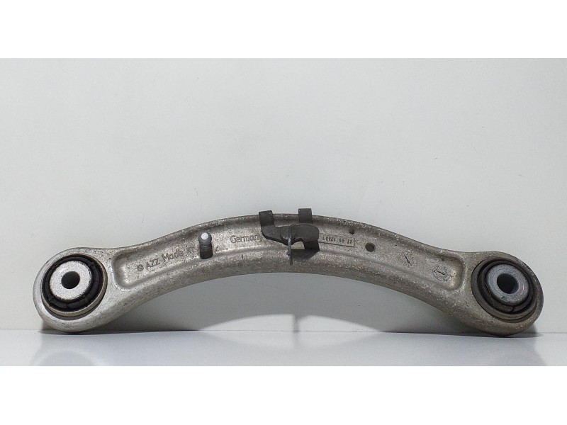 Recambio de brazo suspension superior trasero derecho para porsche cayenne (typ 92aa) gts referencia OEM IAM 7L0505375A 66973 