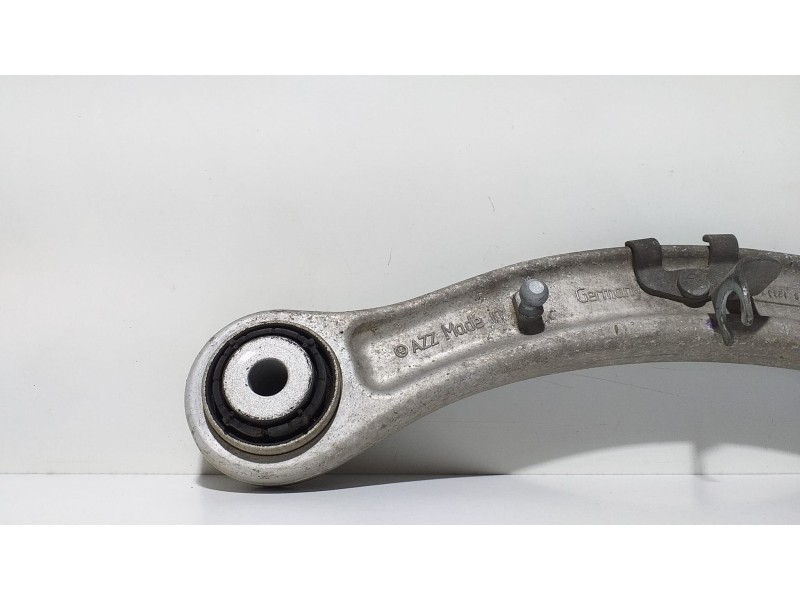 Recambio de brazo suspension superior trasero derecho para porsche cayenne (typ 92aa) gts referencia OEM IAM 7L0505375A 66973 
