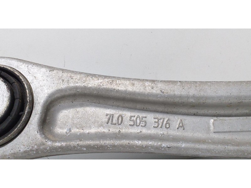 Recambio de brazo suspension superior trasero izquierdo para porsche cayenne (typ 92aa) gts referencia OEM IAM 7L0505376A 66975 