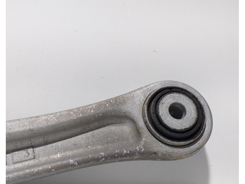 Recambio de brazo suspension superior trasero derecho para porsche cayenne (typ 92aa) gts referencia OEM IAM 7L0505376A 66976 