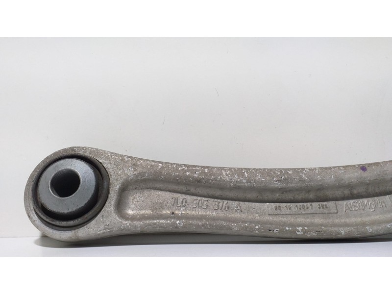 Recambio de brazo suspension superior trasero derecho para porsche cayenne (typ 92aa) gts referencia OEM IAM 7L0505376A 66976 