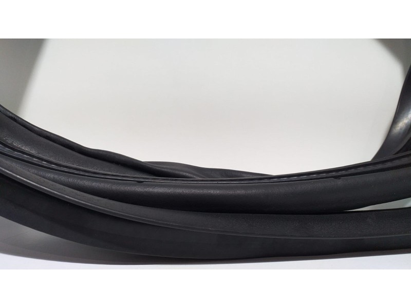 Recambio de goma contorno para mitsubishi outlander (cw0) kaiteki 4wd referencia OEM IAM 4HK 59964 