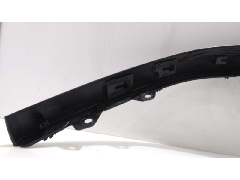 Recambio de aletin delantero derecho para ssangyong korando 2.3 tdi referencia OEM IAM 7956306010 47841 