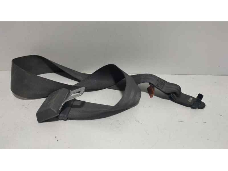 Recambio de cinturon seguridad trasero central para mitsubishi l 200 (k6/7) 2500 td glx (4-ptas.) referencia OEM IAM TTC520MS002