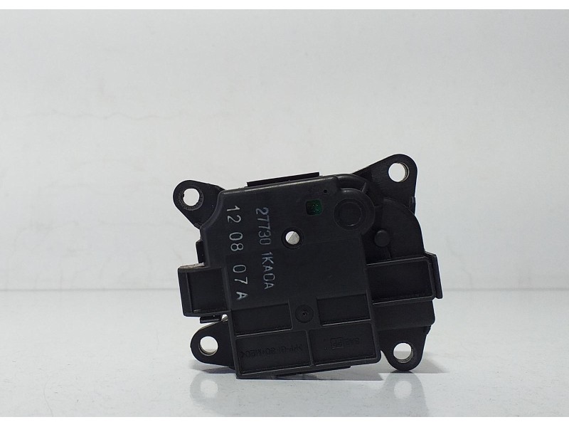 Recambio de motor apertura trampillas climatizador para nissan juke (f15) acenta referencia OEM IAM 277301KA0A 69693 