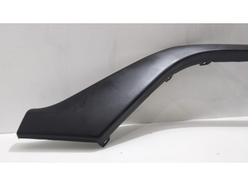 Recambio de aletin delantero derecho para ssangyong korando 2.3 tdi referencia OEM IAM 7956306010 47841 