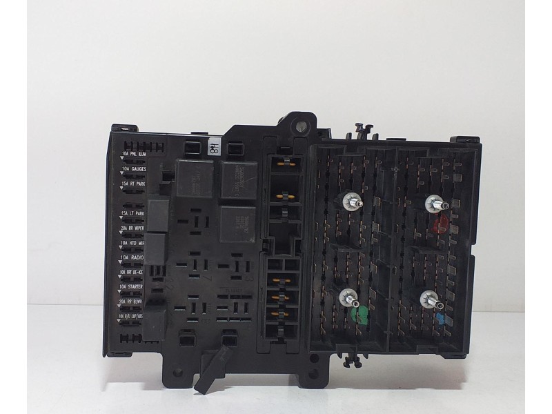 Recambio de caja reles / fusibles para chrysler voyager (gs) 2.5 td family referencia OEM IAM P04707994AC 69721 R