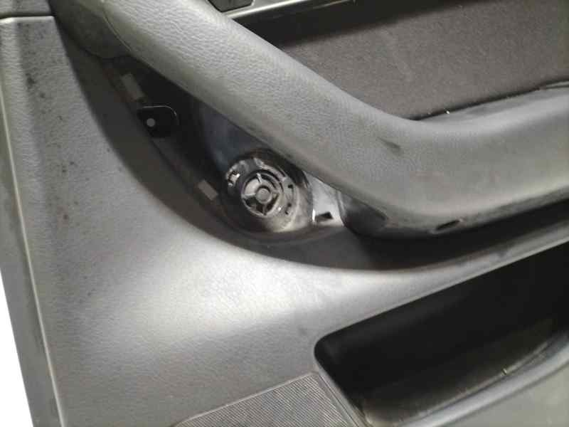 Recambio de guarnecido puerta trasera derecha para audi a6 berlina (4f2) 3.0 tdi quattro (165kw) referencia OEM IAM 4F1867306 81