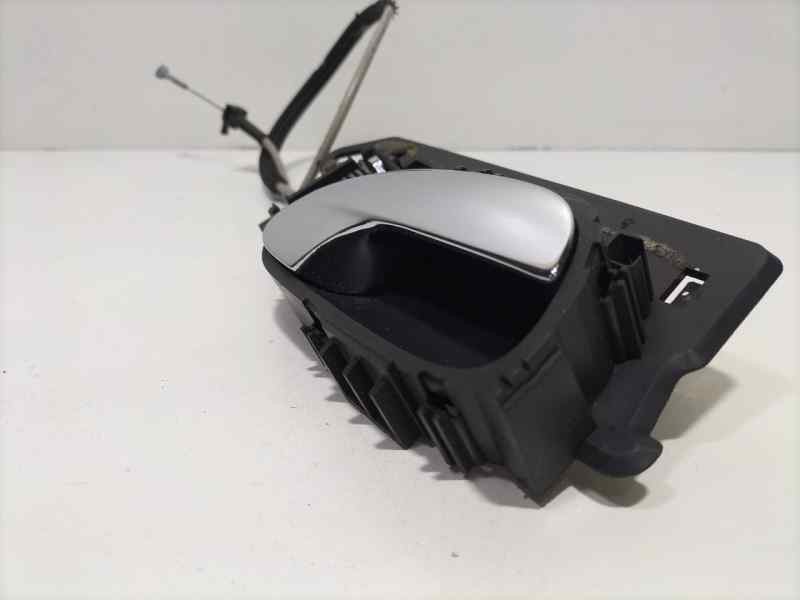 Recambio de maneta interior delantera derecha para peugeot 307 break / sw (s1) 2.0 hdi cat referencia OEM IAM 9643604477 82722 