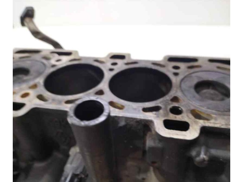Recambio de bloque para renault megane iii berlina 5 p expression referencia OEM IAM K9KF830 81072 