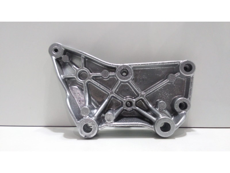 Recambio de soporte motor para mercedes-benz vito kasten (639) 110 cdi lang (639.603) referencia OEM IAM A6510940039 47887 