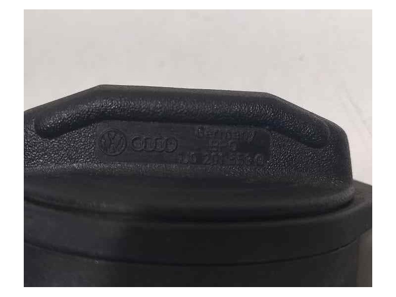 Recambio de tapon combustible para volkswagen touareg (7la) tdi v10 referencia OEM IAM 1J0201553C 81077 