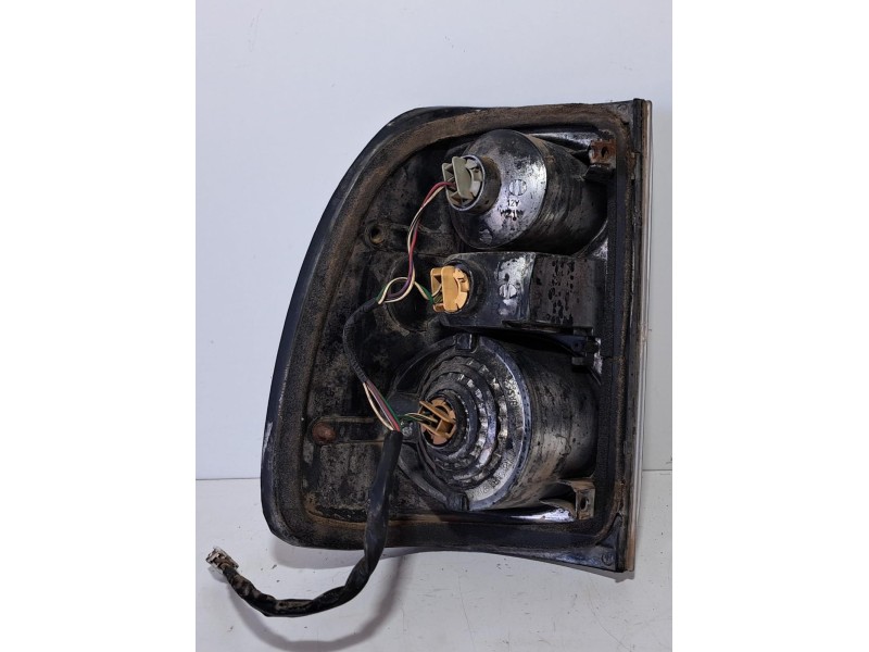 Recambio de piloto trasero derecho para toyota land cruiser (j10) 4.2 24v turbodiesel cat referencia OEM IAM 1HDFTE 76660 R