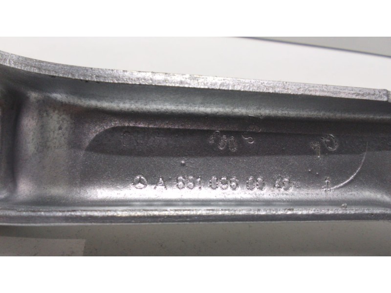 Recambio de soporte motor para mercedes-benz vito kasten (639) 110 cdi lang (639.603) referencia OEM IAM A6510960040 47888 