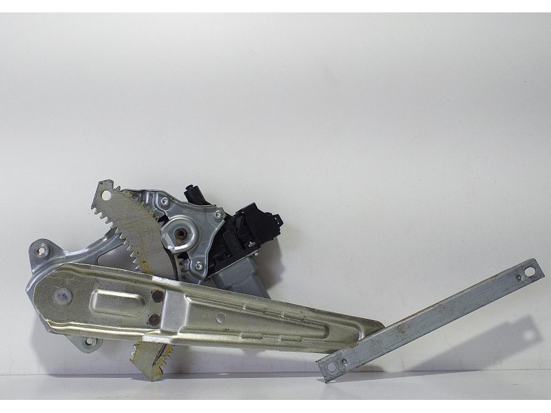 Recambio de elevalunas trasero derecho para nissan juke (f15) acenta referencia OEM IAM 82731CV01B 69760 