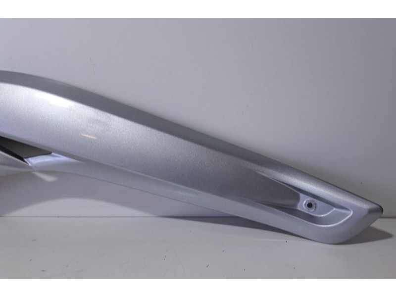 Recambio de molduras delanteras para yamaha x-max 125 125 referencia OEM IAM 37PF172600 76671 