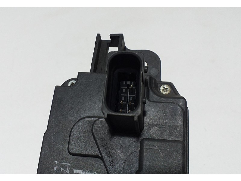 Recambio de cerradura puerta delantera derecha para opel astra h berlina cosmo referencia OEM IAM 13128112 67023 