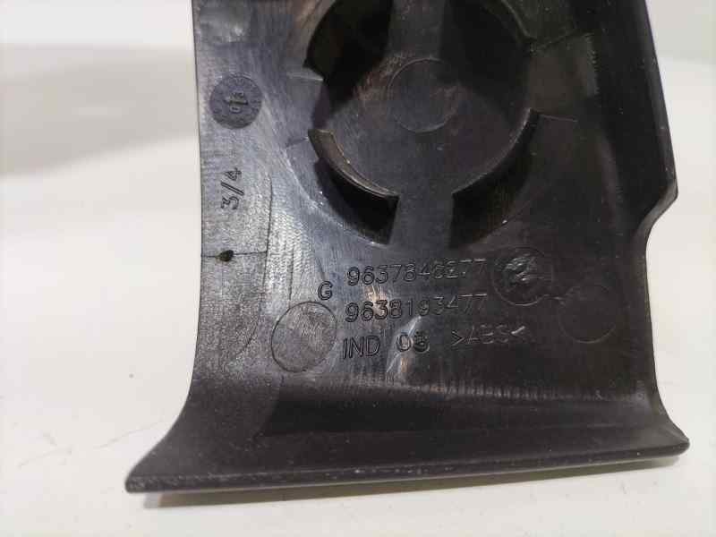 Recambio de moldura para peugeot 307 break / sw (s1) 2.0 hdi cat referencia OEM IAM 9637846277 82734 