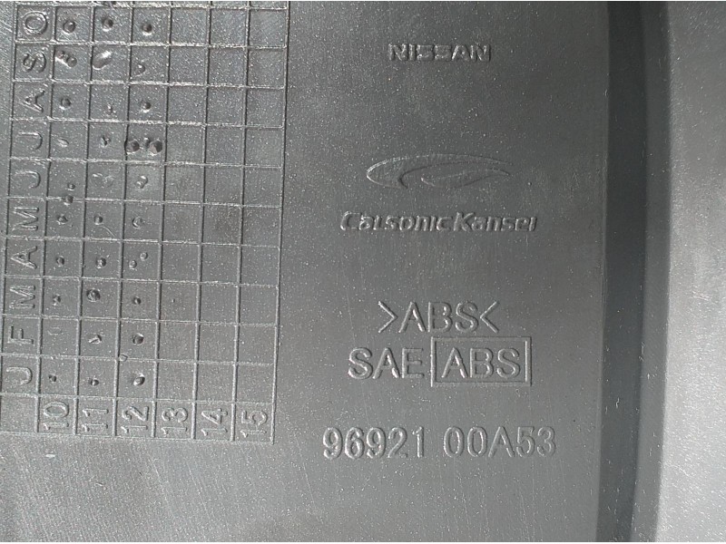 Recambio de guarnecidos palanca cambio para nissan juke (f15) acenta referencia OEM IAM 9692100A53 69773 