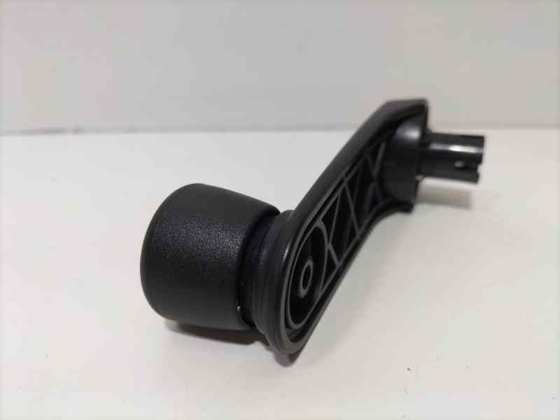 Recambio de maneta elevalunas trasera izquierda para peugeot 307 break / sw (s1) 2.0 hdi cat referencia OEM IAM RHY 82736 