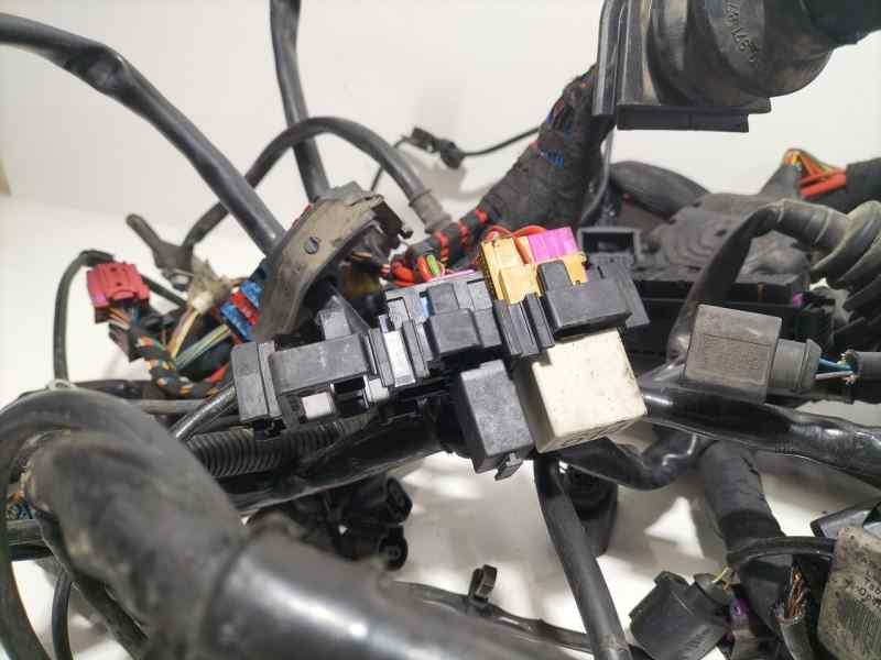 Recambio de caja reles / fusibles para audi a6 berlina (4f2) 3.0 tdi quattro (165kw) referencia OEM IAM BMK 81221 