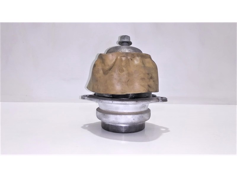 Recambio de soporte motor para volkswagen touareg (7la) tdi v6 referencia OEM IAM 7L8199131A 47947 