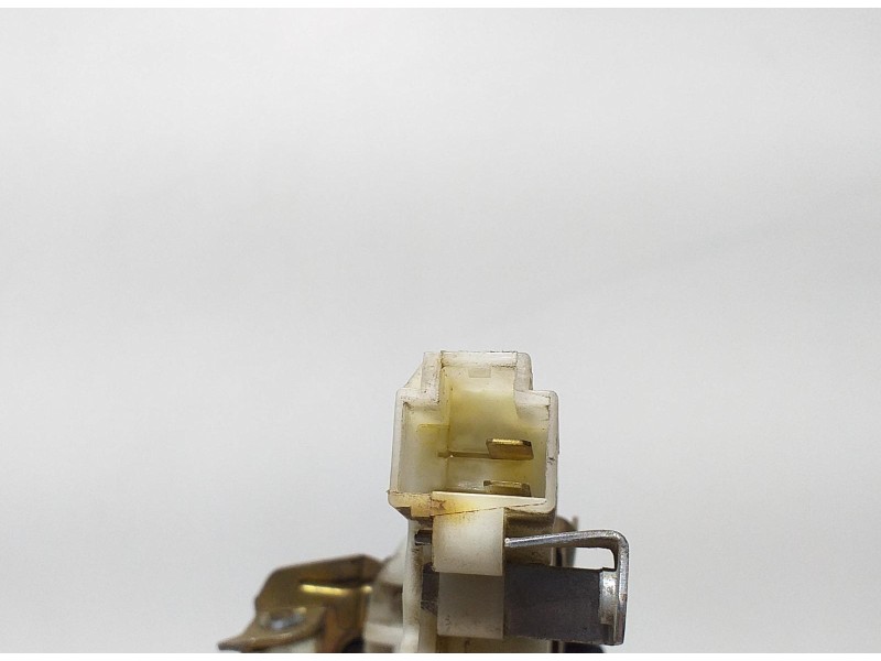 Recambio de cerradura puerta trasera izquierda para nissan terrano/terrano.ii (r20) comfort referencia OEM IAM 8255350J01 67030  Recambio de cerradura puerta trasera izquierda para nissan terrano/terrano.ii (r20) comfort referencia OEM IAM 8255350J01 67030