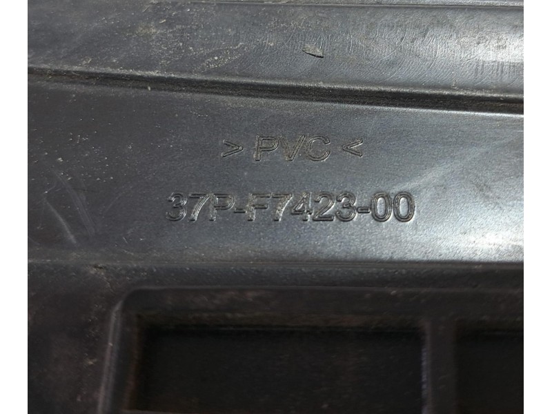 Recambio de molduras delanteras para yamaha x-max 125 125 referencia OEM IAM 37PF741300 76687 