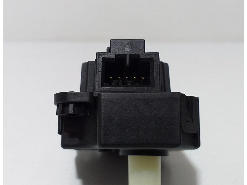 Recambio de motor apertura trampillas climatizador para mitsubishi outlander (cw0) kaiteki 4wd referencia OEM IAM CSA512T010 600