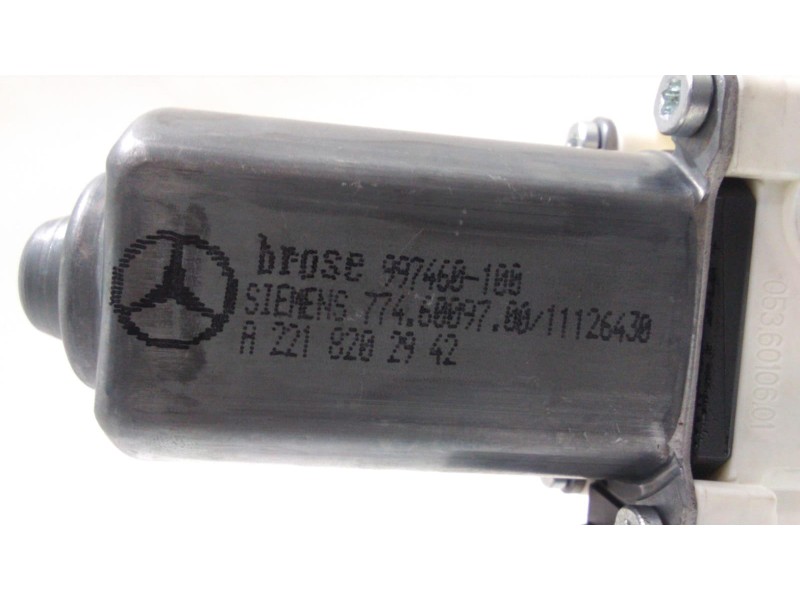Recambio de motor elevalunas trasero izquierdo para mercedes-benz clase s (w221) berlina 600 (221.176) referencia OEM IAM A22182 Recambio de motor elevalunas trasero izquierdo para mercedes-benz clase s (w221) berlina 600 (221.176) referencia OEM IAM A22182