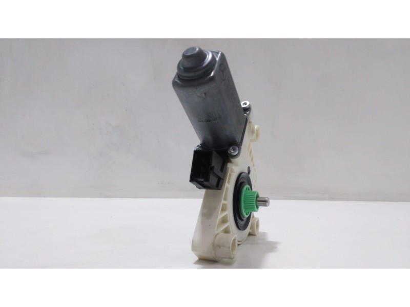 Recambio de motor elevalunas trasero izquierdo para mercedes-benz clase s (w221) berlina 600 (221.176) referencia OEM IAM A22182 Recambio de motor elevalunas trasero izquierdo para mercedes-benz clase s (w221) berlina 600 (221.176) referencia OEM IAM A22182