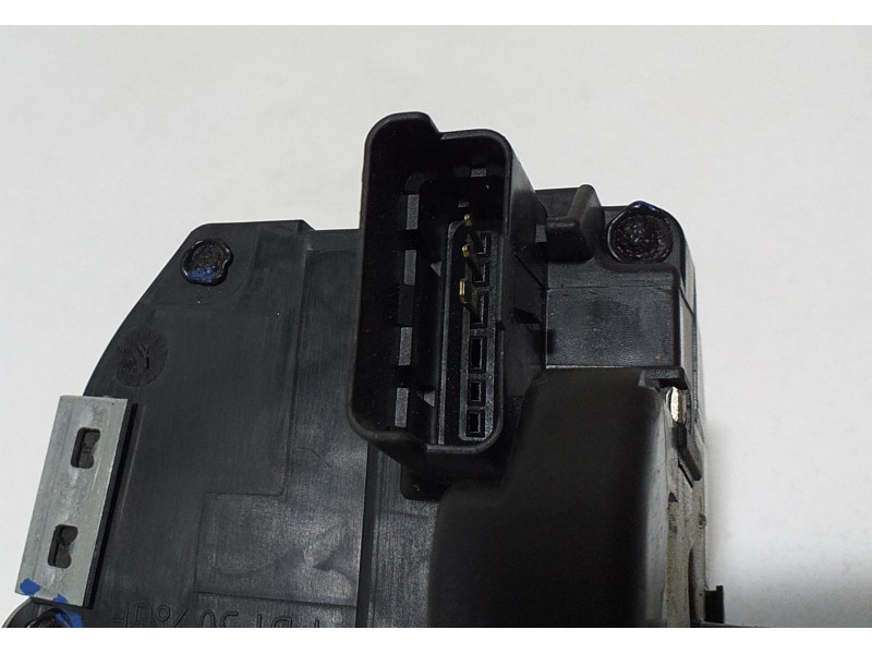 Recambio de cerradura puerta trasera izquierda para nissan pulsar (c13) acenta referencia OEM IAM 825013ZL0A 67041 