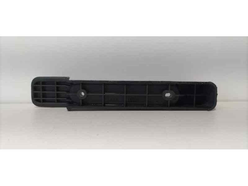 Recambio de molduras traseras para seat marbella ce referencia OEM IAM 08NCB 86079 