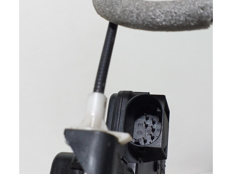 Recambio de cerradura puerta trasera izquierda para bmw serie 3 berlina (e46) 320d referencia OEM IAM HTL245 67049 