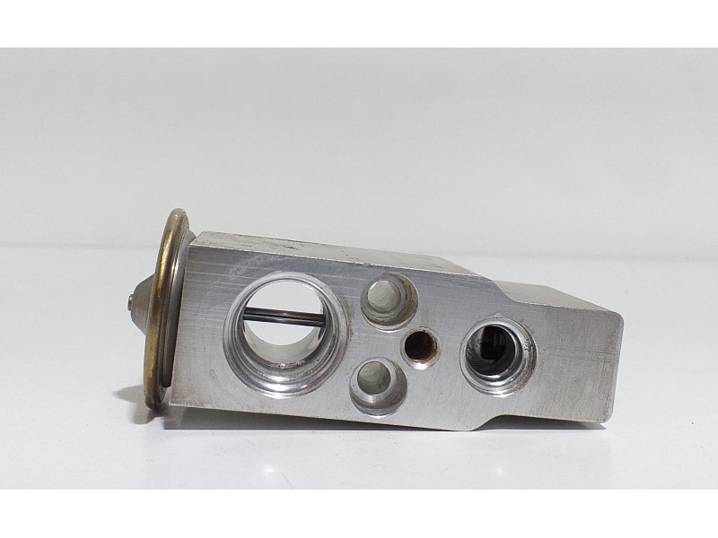 Recambio de valvula expansion para mitsubishi outlander (cw0) kaiteki 4wd referencia OEM IAM CSA387B006A 60069 