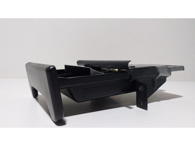 Recambio de cenicero para suzuki santana 300 techo rígido referencia OEM IAM 84669 55902 