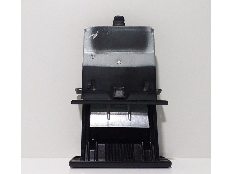 Recambio de cenicero para suzuki santana 300 techo rígido referencia OEM IAM 84669 55902 