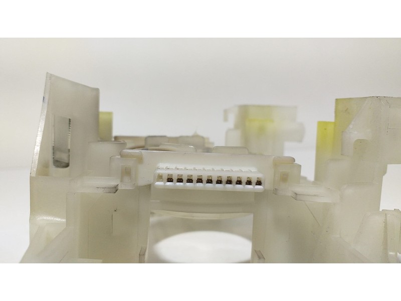 Recambio de mando volante para mitsubishi outlander (cw0) kaiteki 4wd referencia OEM IAM 8600A326 60072 