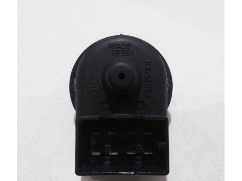 Recambio de mando retrovisor para renault clio ii fase ii (b/cb0) 1.5 dci diesel referencia OEM IAM 7700429992C 47988 