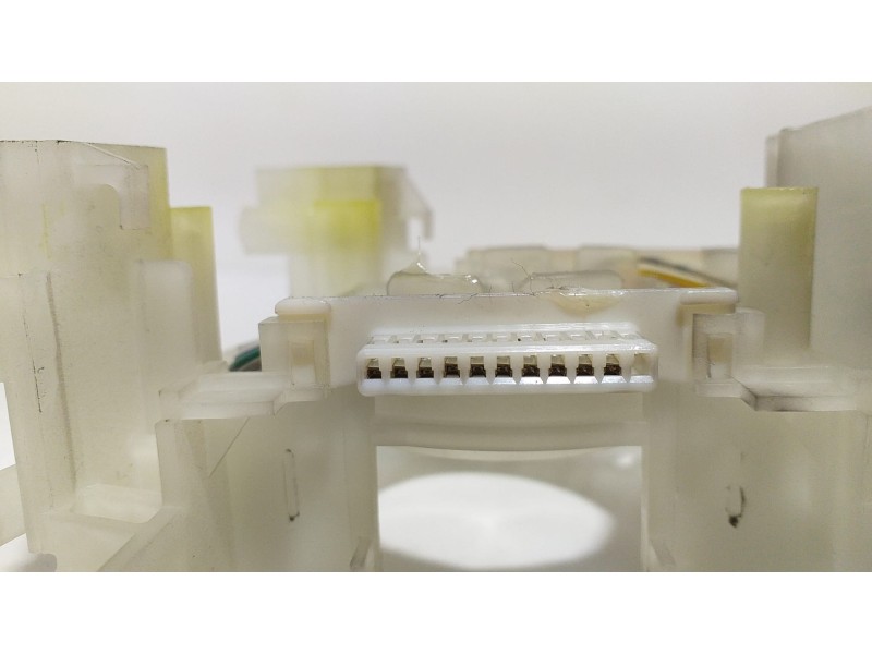 Recambio de mando volante para mitsubishi outlander (cw0) kaiteki 4wd referencia OEM IAM 8600A326 60072 