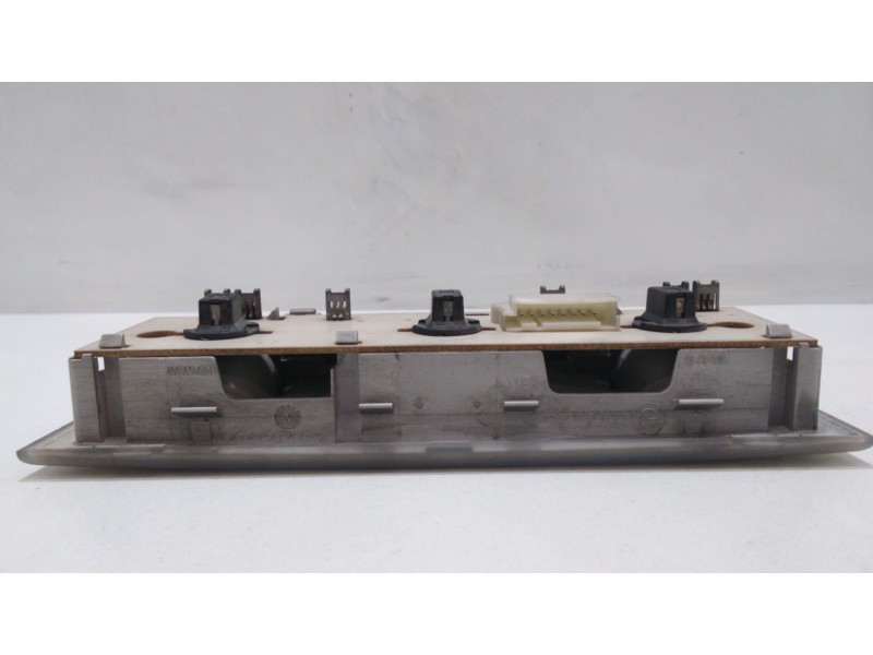 Recambio de luz interior para bmw serie 5 berlina (e60) 530i referencia OEM IAM 63316910793 47999 