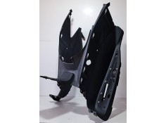Recambio de molduras delanteras para yamaha x-max 125 125 referencia OEM IAM 37PF748100 76703  2