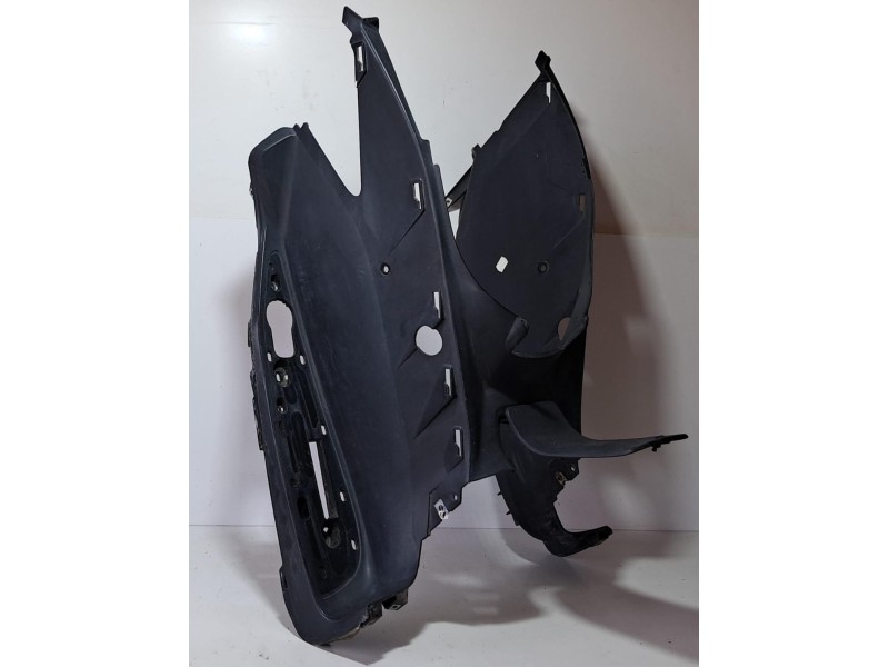 Recambio de molduras delanteras para yamaha x-max 125 125 referencia OEM IAM 37PF748100 76703 