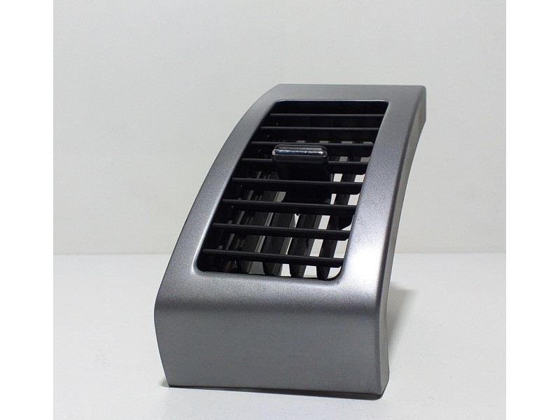 Recambio de rejilla aireadora para mitsubishi outlander (cw0) kaiteki 4wd referencia OEM IAM 8030A025ZZ 60084 