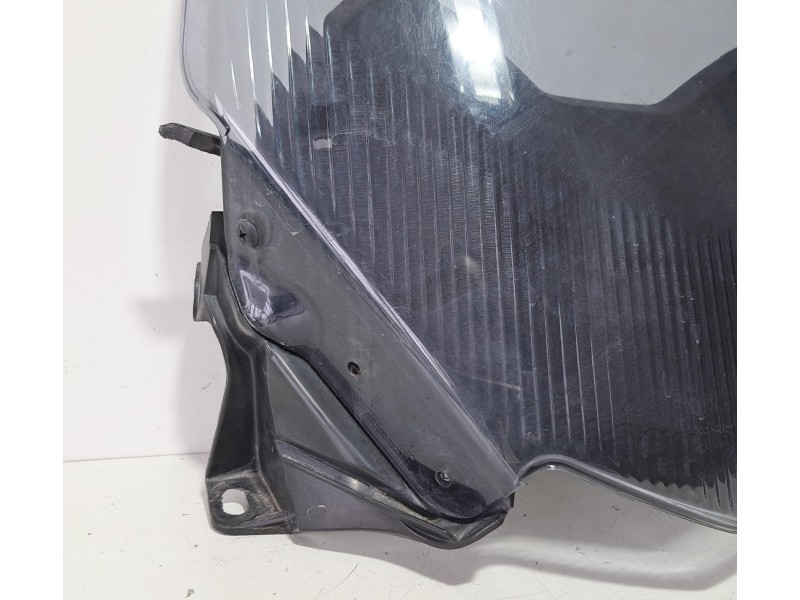 Recambio de molduras delanteras para yamaha x-max 125 125 referencia OEM IAM 37PF836L00 76704 