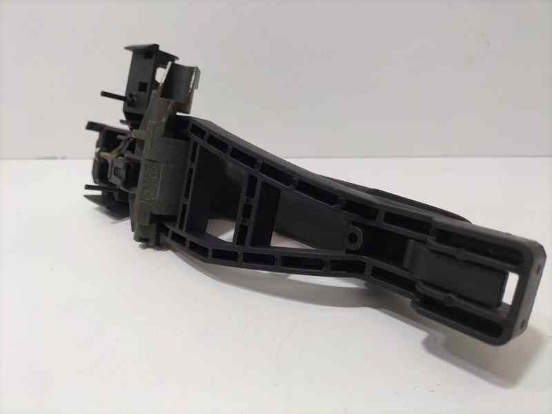 Recambio de maneta exterior trasera izquierda para ford focus berlina (cap) ghia referencia OEM IAM 4M51A266B23 82761 