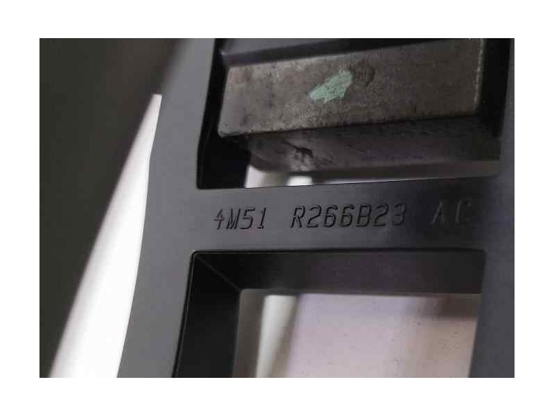 Recambio de maneta exterior trasera izquierda para ford focus berlina (cap) ghia referencia OEM IAM 4M51A266B23 82761 