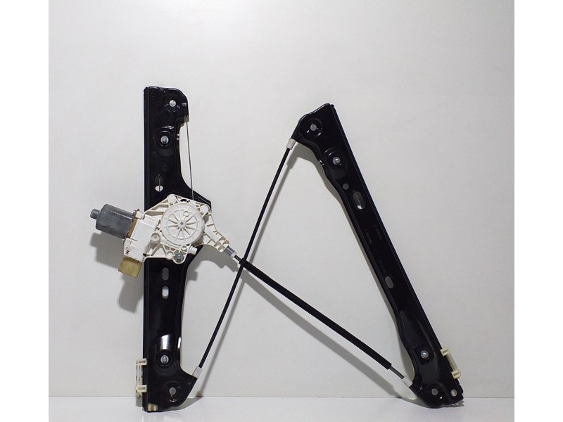 Recambio de elevalunas delantero izquierdo para bmw serie 3 berlina (e90) 2.0 turbodiesel cat referencia OEM IAM 7060265S 67073 