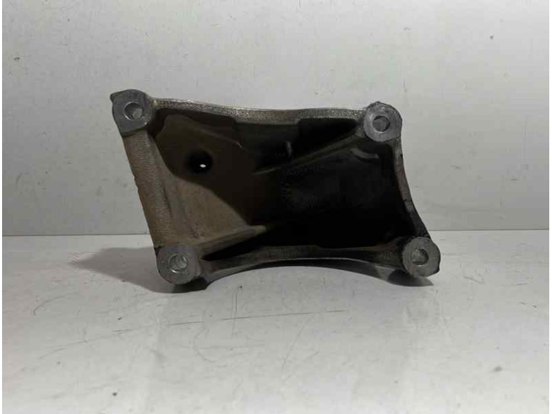 Recambio de soporte motor para volkswagen touareg (7la) tdi v10 referencia OEM IAM 07Z199308B 81238 
