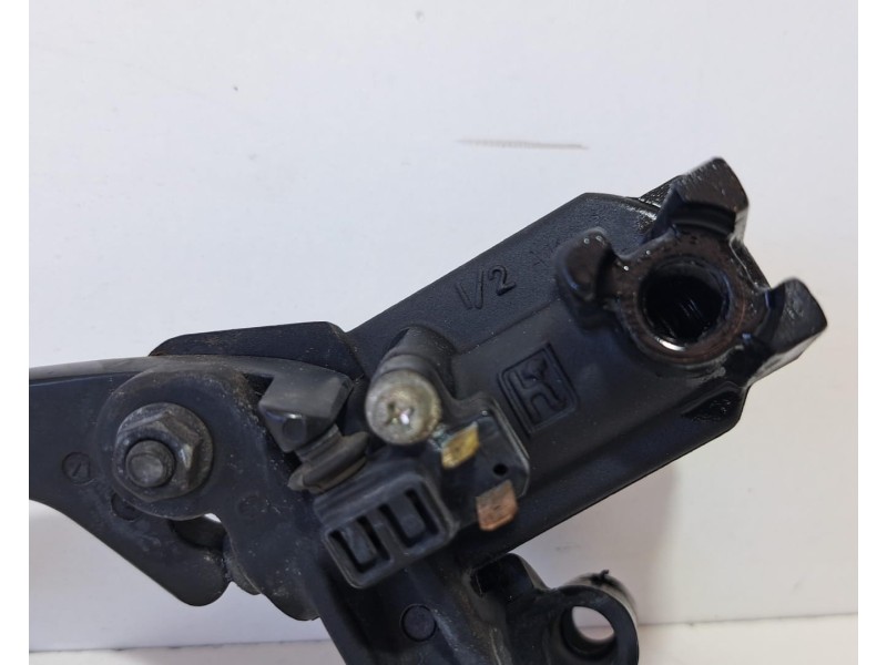 Recambio de pedal freno para yamaha x-max 125 125 referencia OEM IAM E3G2E 76713 